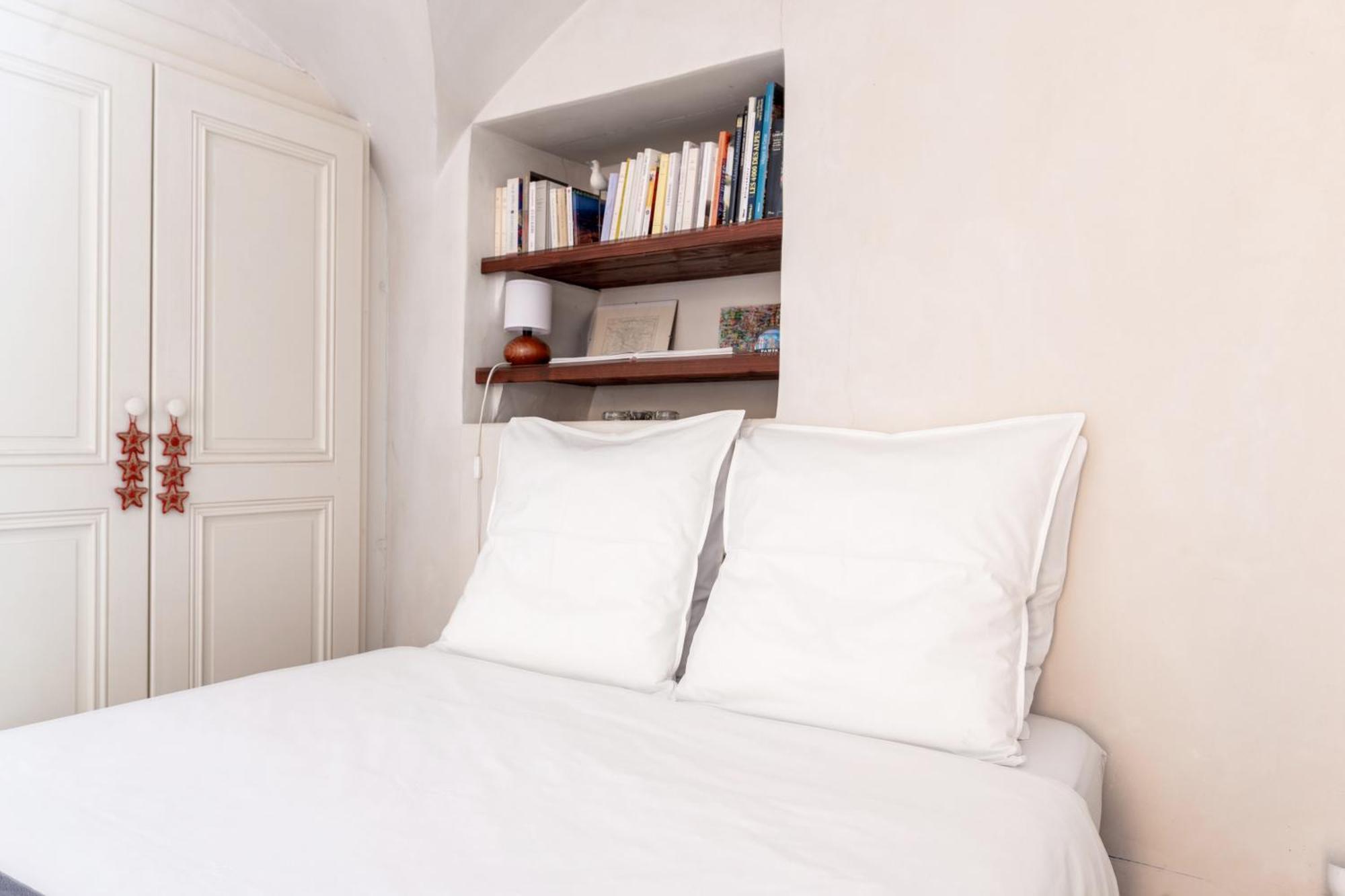 Bed End Breakfast Du Centre Bed & Breakfast บูร์-แซ็งต์-โมริซ ภายนอก รูปภาพ