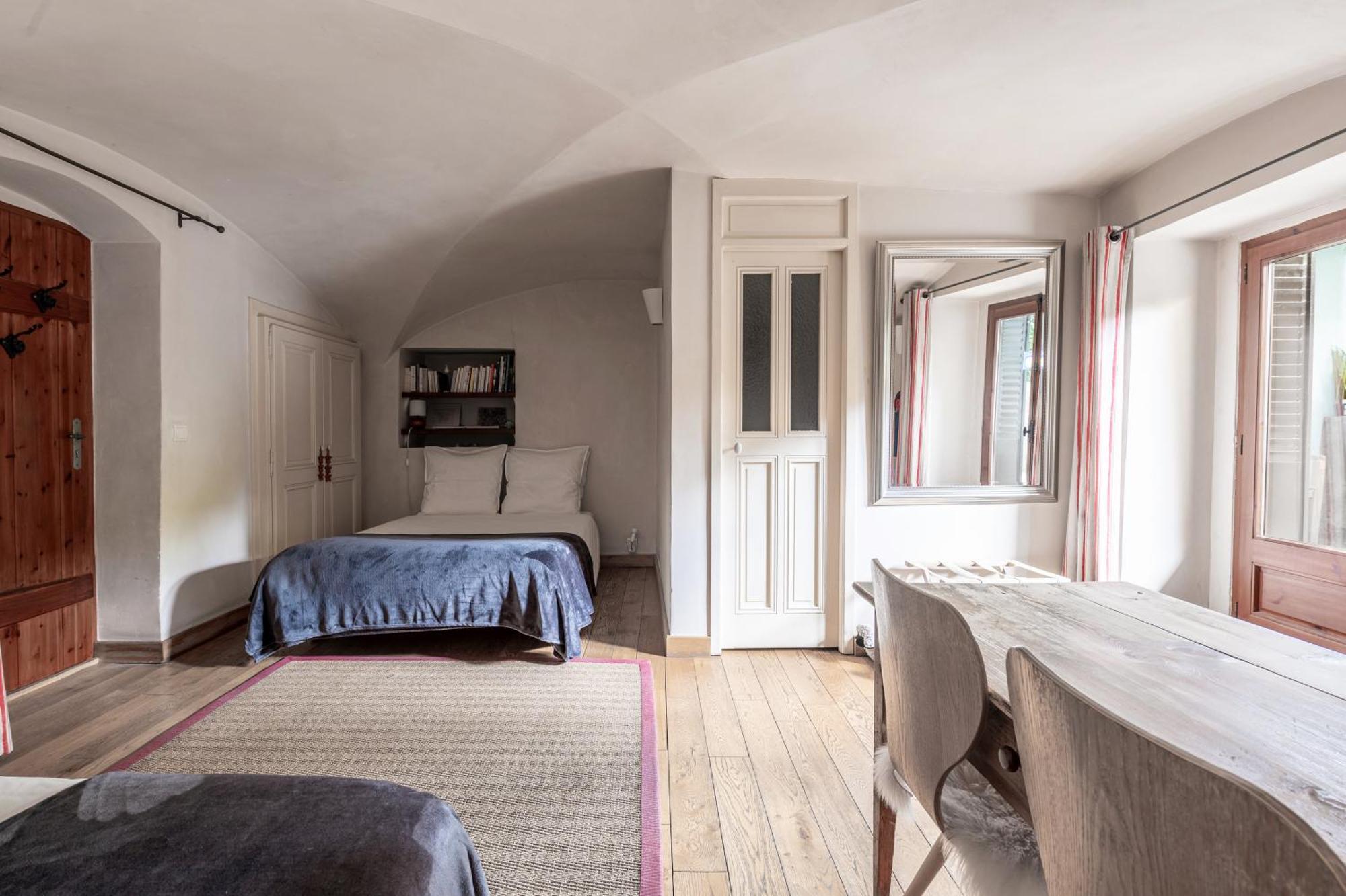 Bed End Breakfast Du Centre Bed & Breakfast บูร์-แซ็งต์-โมริซ ภายนอก รูปภาพ