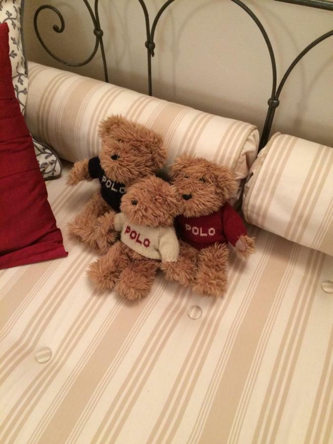 Bed End Breakfast Du Centre Bed & Breakfast บูร์-แซ็งต์-โมริซ ภายนอก รูปภาพ