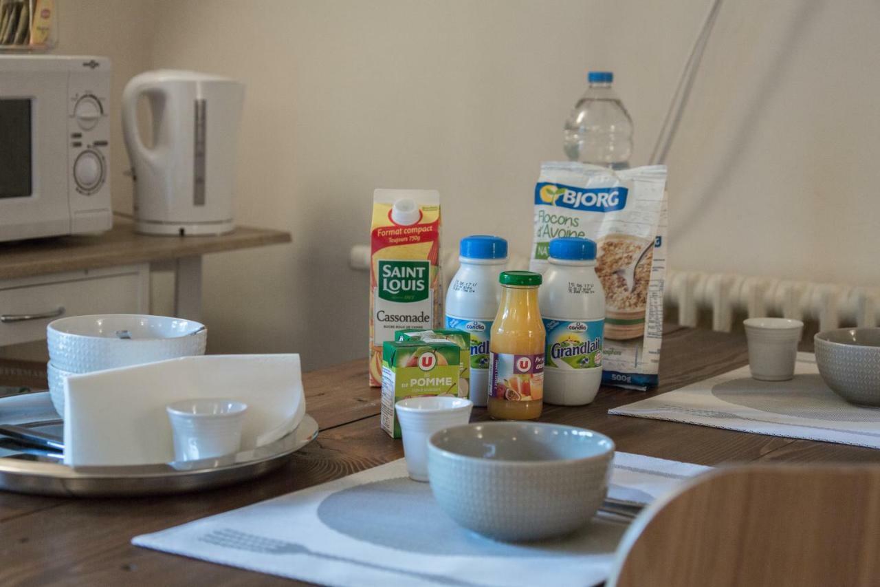 Bed End Breakfast Du Centre Bed & Breakfast บูร์-แซ็งต์-โมริซ ภายนอก รูปภาพ